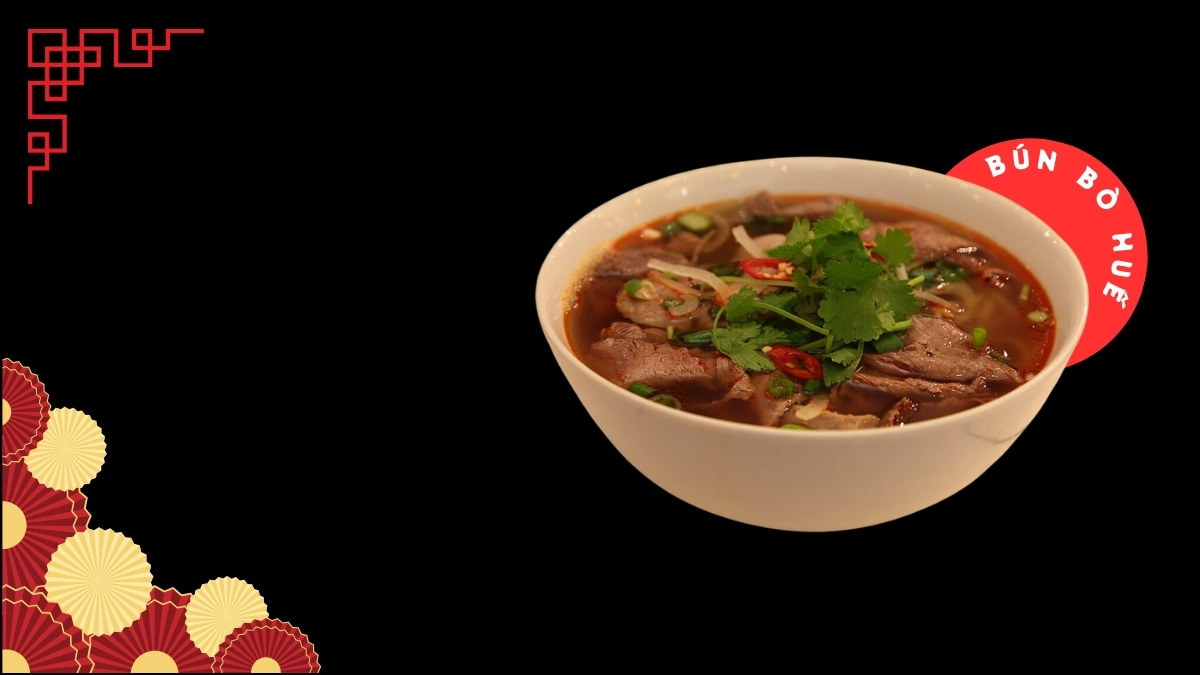 Bún bò Huế thơm ngon, hấp dẫn, nền đen, độ phân giải 1080x1920, chất lượng HD. Từ khóa: ẩm thực Việt Nam, món ăn truyền thống.