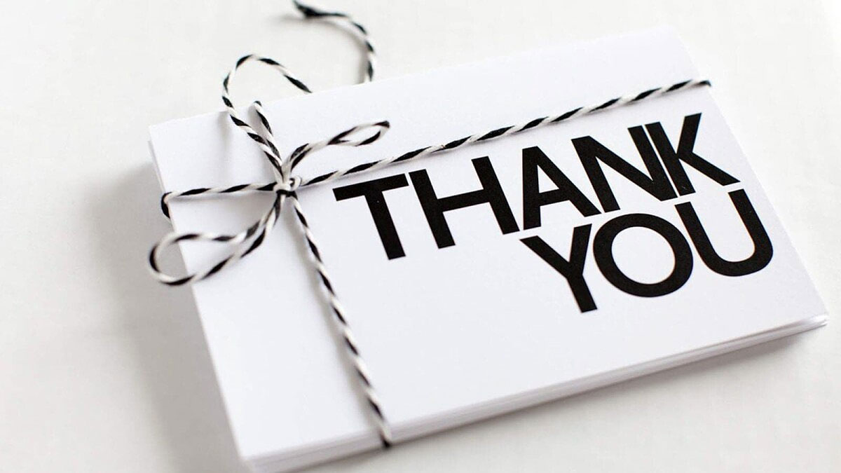 Bưu thiếp "Thank You" với dây buộc trang nhã, độ phân giải 1080x1920, chất lượng HD, thiết kế cảm ơn tinh tế.