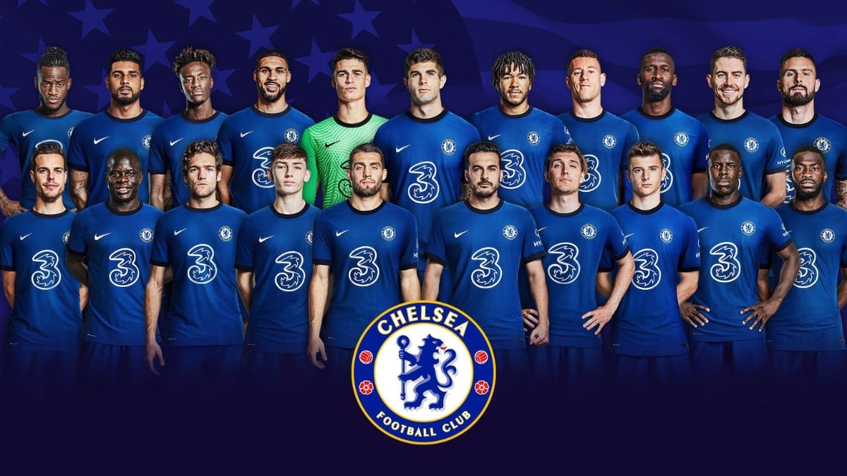 Đội bóng Chelsea trong trang phục xanh, nền HD, 1080x1920, biểu tượng CLB nổi bật, hình nền bóng đá hấp dẫn.